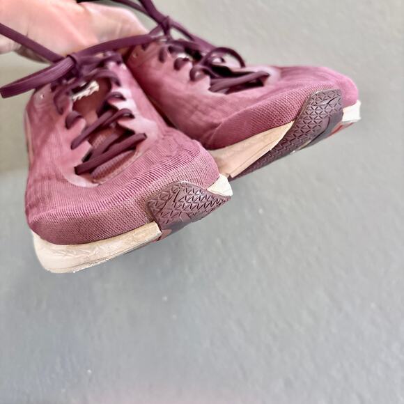 Altra Rivera Running Shoes Tennis Shoes Size 7.5 Burgundy - Picture 6 of 10